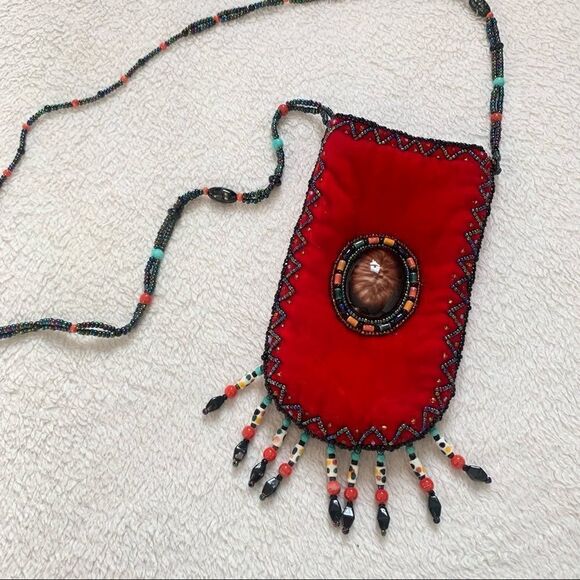 Handmade LITTLE RED COIN PURSE with beautiful beadwork NWOT - Picture 4 of 6